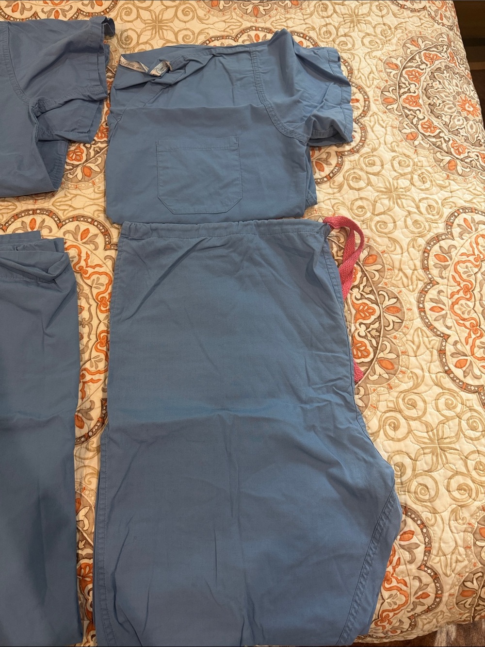 Unisex surgical scrubs ceil blue Scrub set with Drawstring XL bottom / L top
